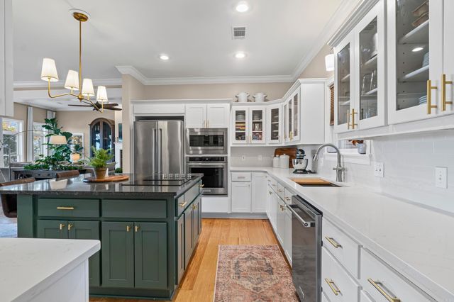 111 Timberline Drive, Heber Springs, AR 72543