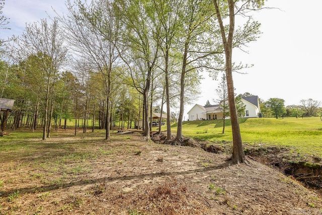 120 Meadow Hills Dr, El Dorado, AR 71730