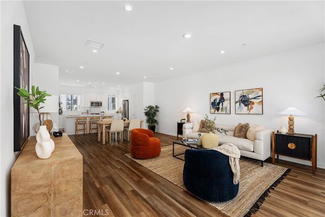 117 Placemark, Irvine, CA 92614