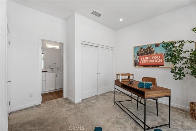 117 Placemark, Irvine, CA 92614
