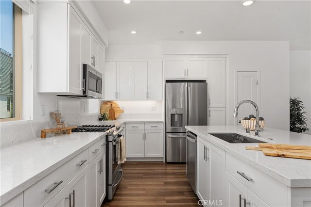 117 Placemark, Irvine, CA 92614
