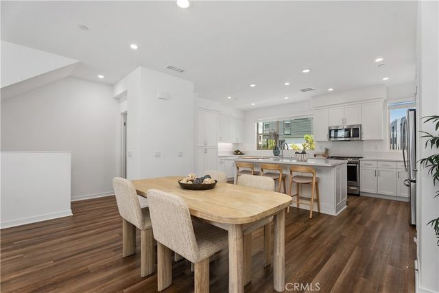 117 Placemark, Irvine, CA 92614
