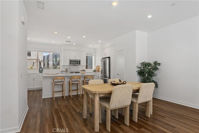 117 Placemark, Irvine, CA 92614