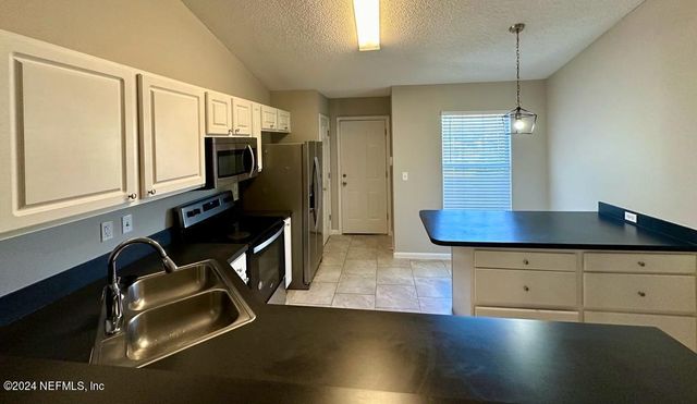 496 HERON NEST Point, Orange Park, FL 32073