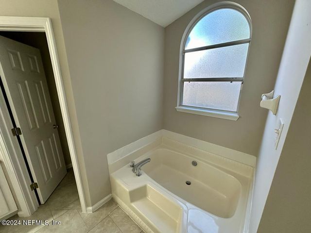 496 HERON NEST Point, Orange Park, FL 32073