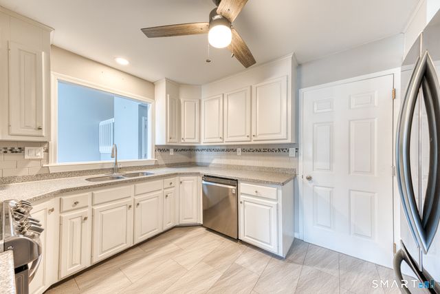 5 Vicki Lane 5, Colchester, CT 06415