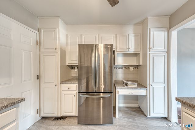 5 Vicki Lane 5, Colchester, CT 06415