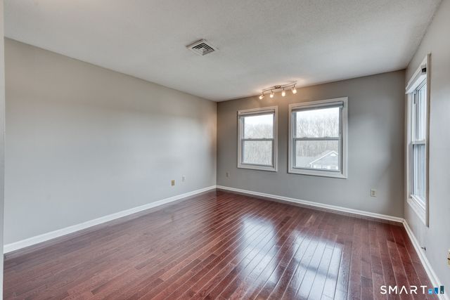 5 Vicki Lane 5, Colchester, CT 06415