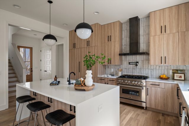 2804 Eastland Ave, Nashville, TN 37206