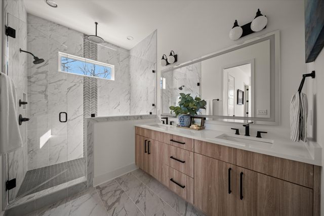 2804 Eastland Ave, Nashville, TN 37206