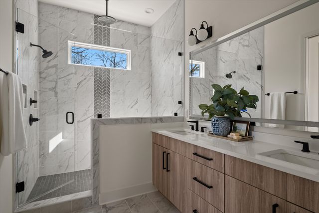 2804 Eastland Ave, Nashville, TN 37206