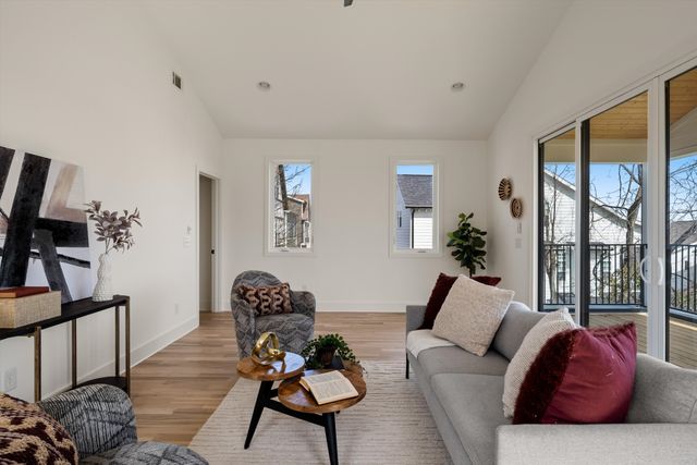 2804 Eastland Ave, Nashville, TN 37206