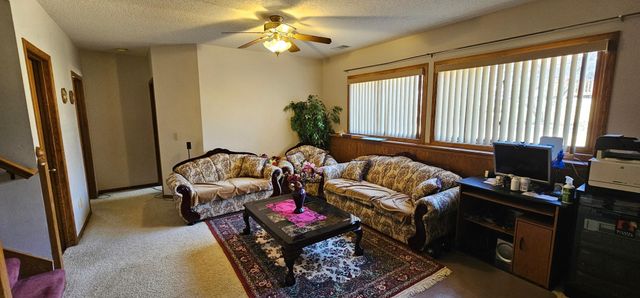 14715 Bridle Ridge Trail NE, Prior Lake, MN 55372