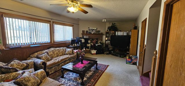 14715 Bridle Ridge Trail NE, Prior Lake, MN 55372