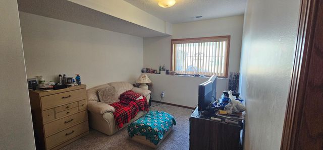 14715 Bridle Ridge Trail NE, Prior Lake, MN 55372