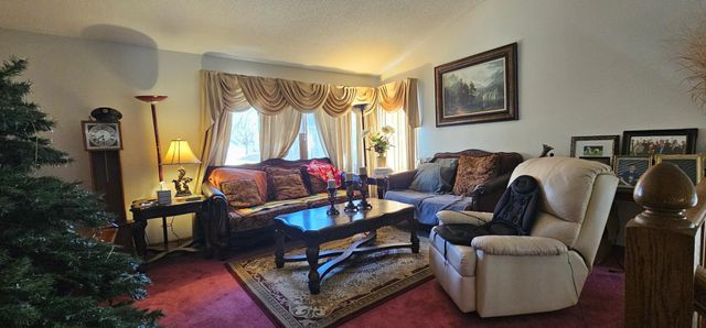 14715 Bridle Ridge Trail NE, Prior Lake, MN 55372