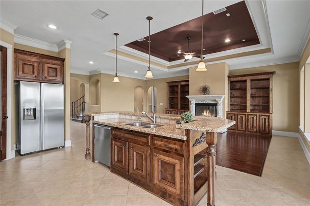 168 Waterstone Dr, Montgomery, TX 77356
