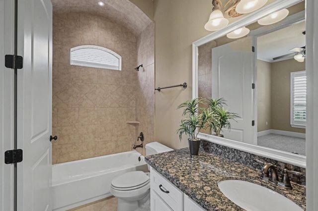 168 Waterstone Dr, Montgomery, TX 77356