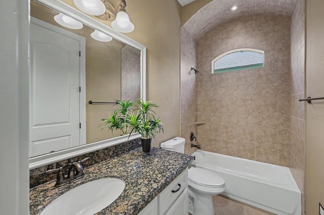 168 Waterstone Dr, Montgomery, TX 77356