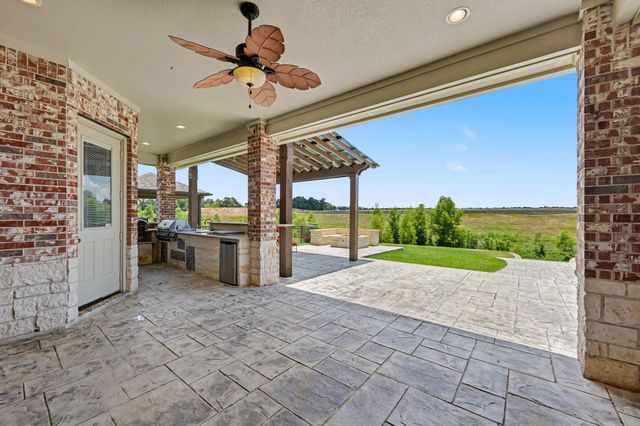 168 Waterstone Dr, Montgomery, TX 77356