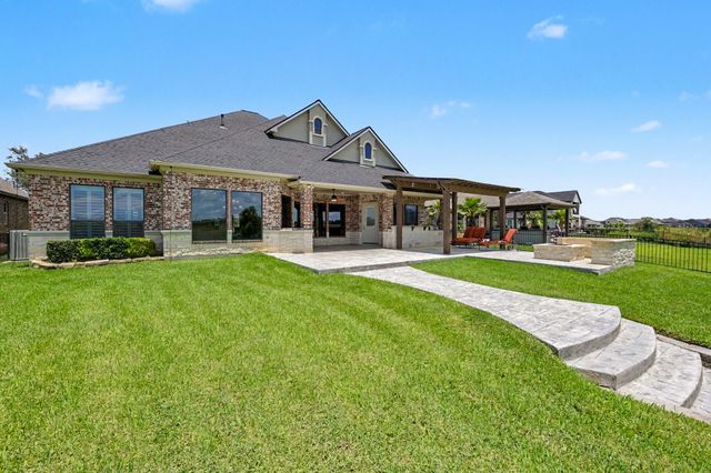 168 Waterstone Dr, Montgomery, TX 77356
