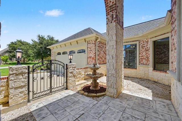 168 Waterstone Dr, Montgomery, TX 77356