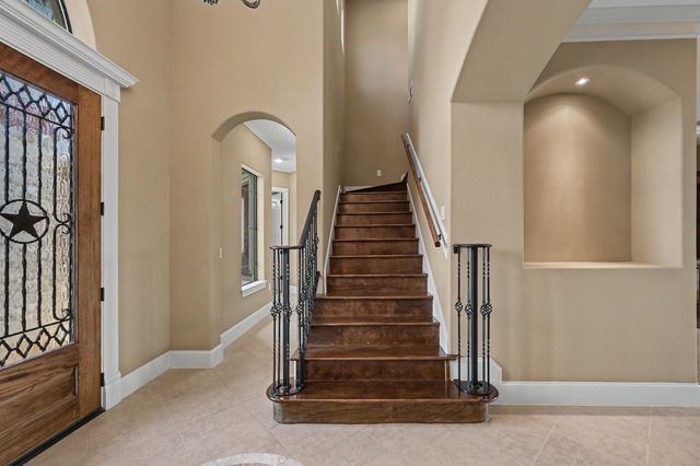 168 Waterstone Dr, Montgomery, TX 77356