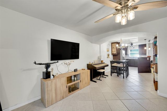 807 W Oakland Park Blvd G7, Oakland Park, FL 33311