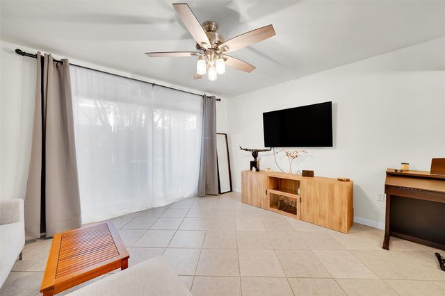 807 W Oakland Park Blvd G7, Oakland Park, FL 33311