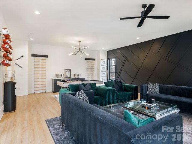 6017 Oxfordshire Road, Waxhaw, NC 28173