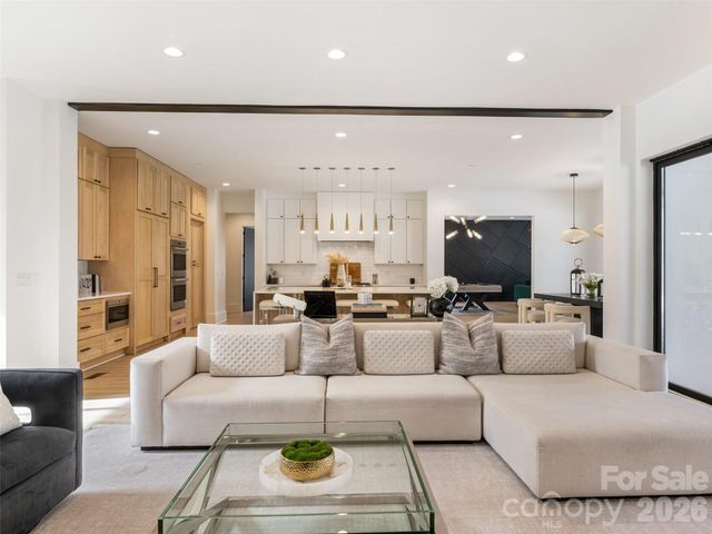 6017 Oxfordshire Road, Waxhaw, NC 28173