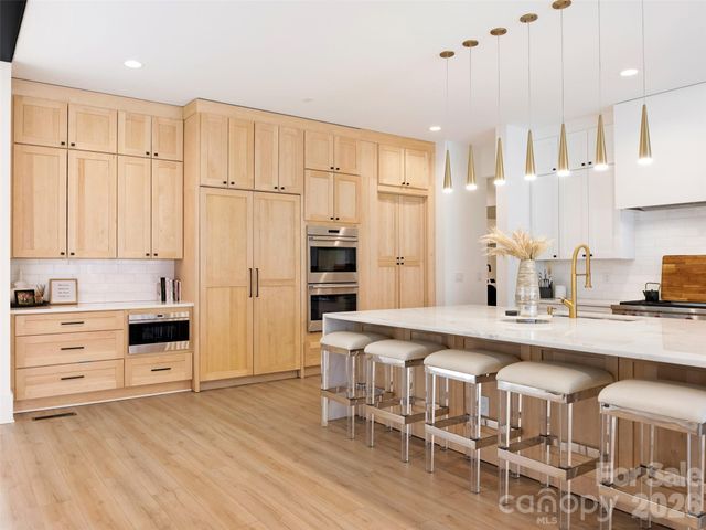 6017 Oxfordshire Road, Waxhaw, NC 28173