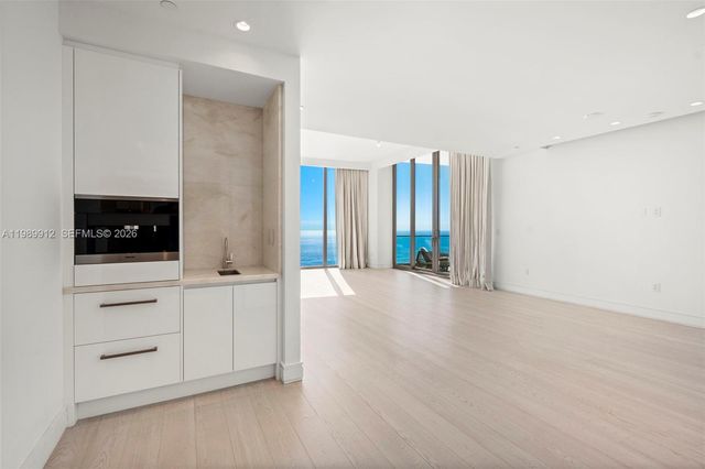 17901 Collins Avenue 4507, Sunny Isles Beach, FL 33160
