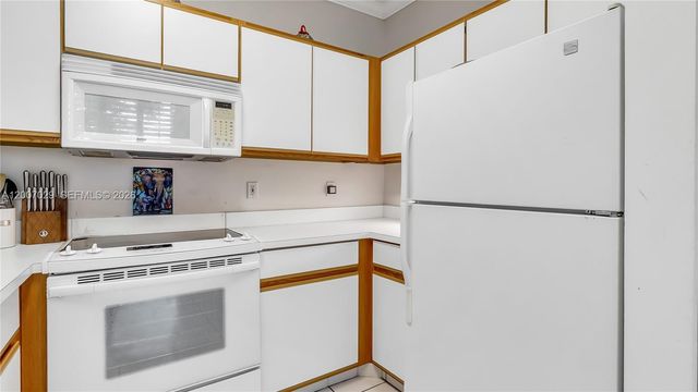 11808 Royal Palm Blvd, Coral Springs, FL 33065