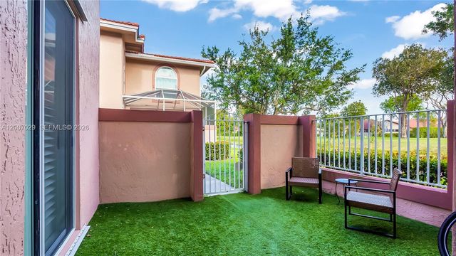 11808 Royal Palm Blvd, Coral Springs, FL 33065