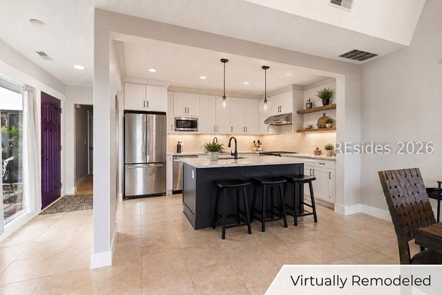 2 William Hilton Pkwy Apt 301, Hilton Head Island, SC 29926
