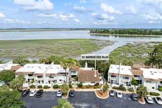 2 William Hilton Pkwy Apt 301, Hilton Head Island, SC 29926