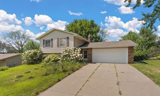 10340 Wyoming Avenue S, Bloomington, MN 55438
