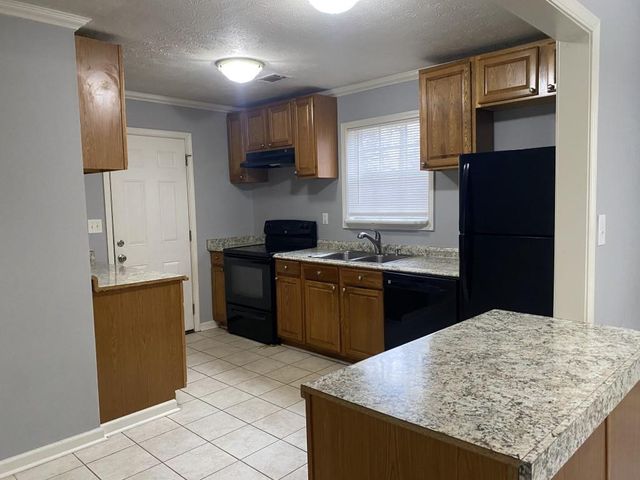 2340 Big Pine Court, Conley, GA 30288