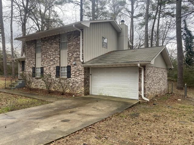 2340 Big Pine Court, Conley, GA 30288