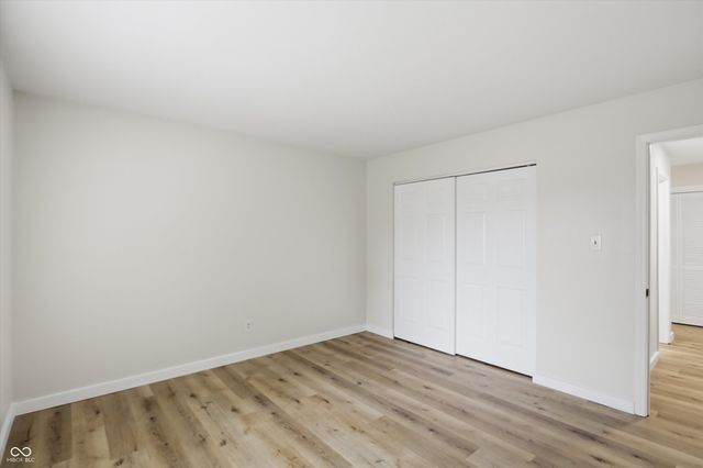 6460 Park Central Way B, Indianapolis, IN 46260