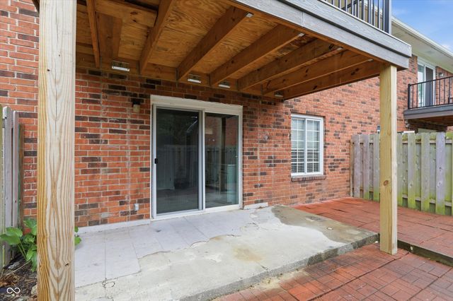 6460 Park Central Way B, Indianapolis, IN 46260