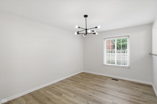 6460 Park Central Way B, Indianapolis, IN 46260
