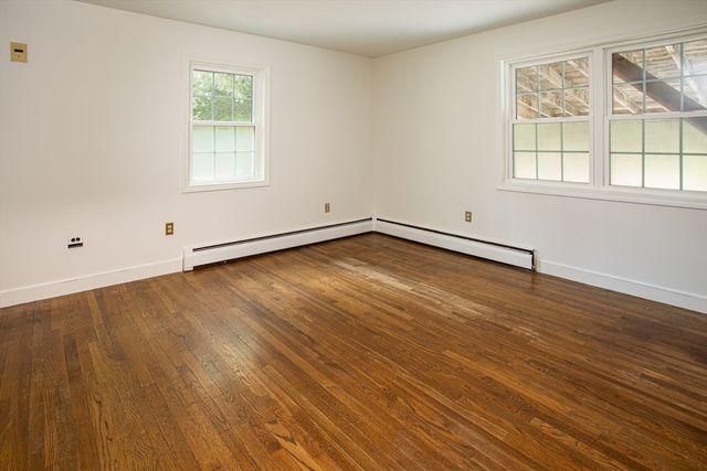 1 Holly Hill Ave, Westport, MA 02790