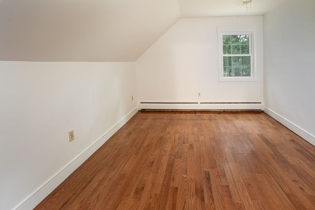 1 Holly Hill Ave, Westport, MA 02790