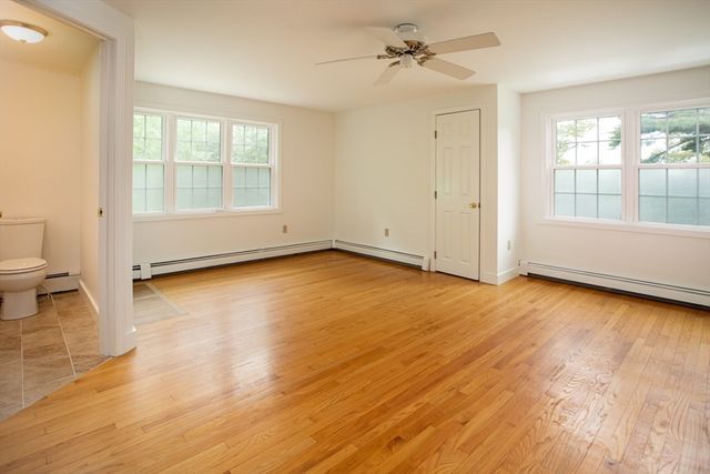 1 Holly Hill Ave, Westport, MA 02790
