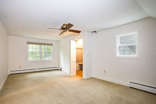 1 Holly Hill Ave, Westport, MA 02790