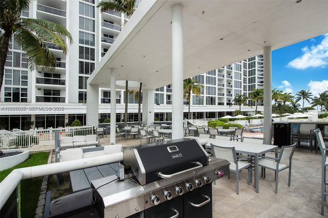 10275 Collins Ave 1404, Bal Harbour, FL 33154