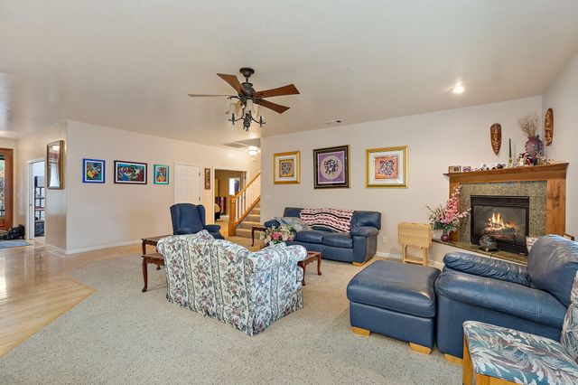 1028 Buck Point Street, Central Point, OR 97502