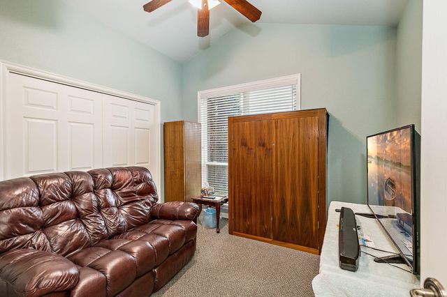 1028 Buck Point Street, Central Point, OR 97502